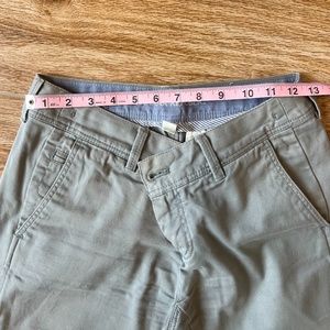 Banana Republic Weekend Chino Size 0